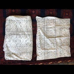 Pottery barn duvet cover and shams